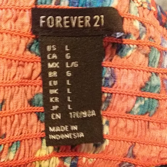 Large Top - Picture 3 of 3